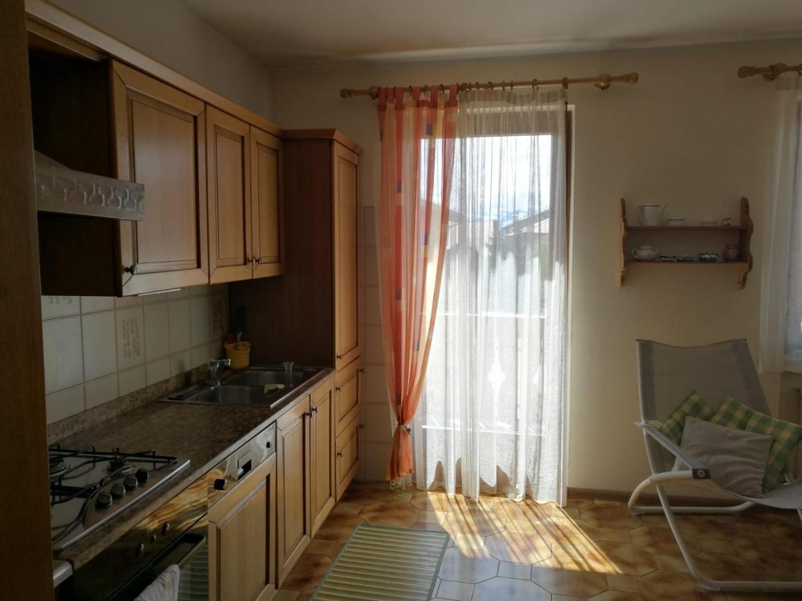 Casa Vacanze Paola Romeno Ngoại thất bức ảnh