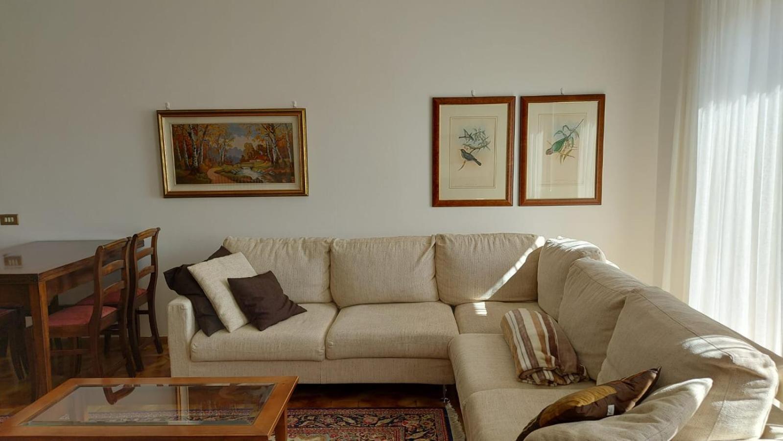 Casa Vacanze Paola Romeno Ngoại thất bức ảnh